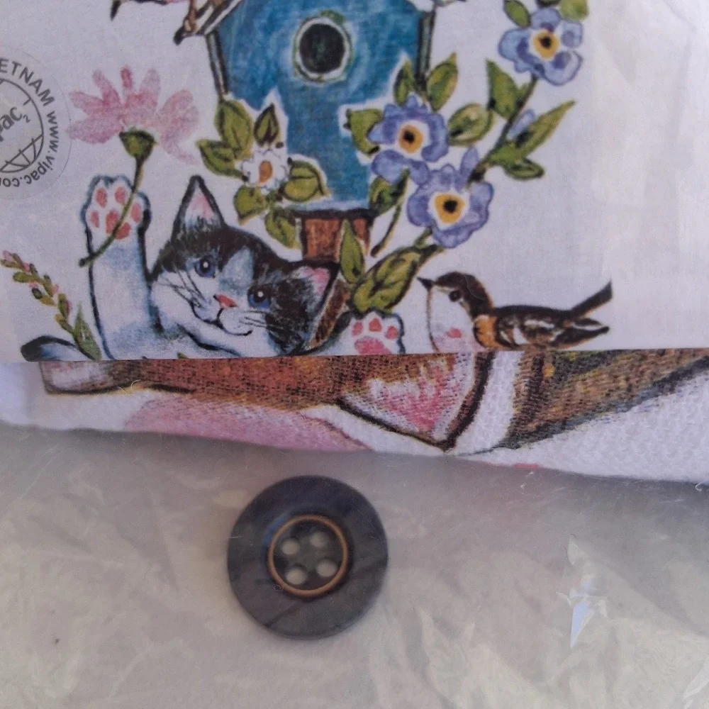Mary Maxim Curious Cats Hanging Kitchen Towel Kit No. 95453N Sugar 'n Cream Yarn